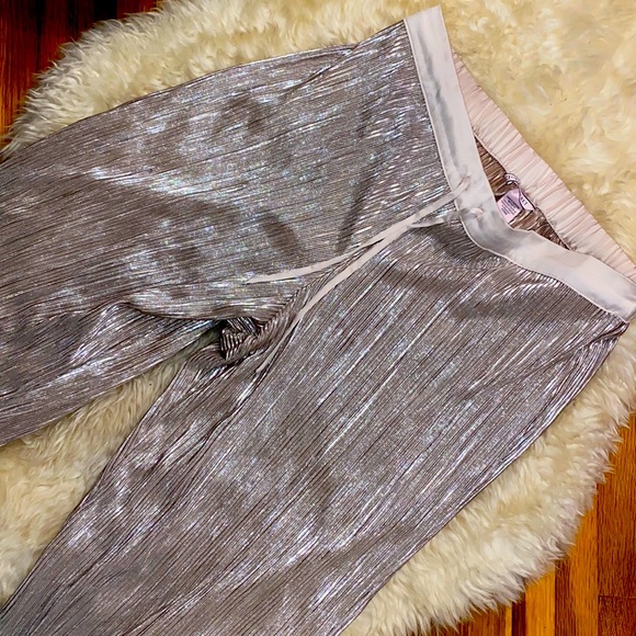Victoria’s Secret silver/gold pants - Picture 1 of 2